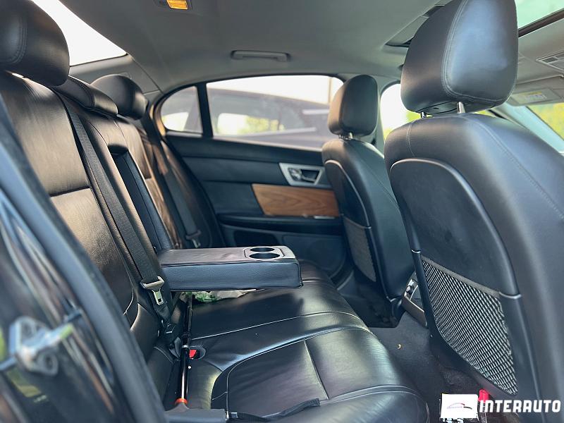 Jaguar XF 19 jaguar xf 2012