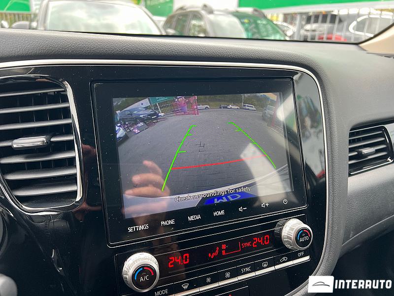 Mitsubishi Outlander 12 mitsubishi outlander 2020