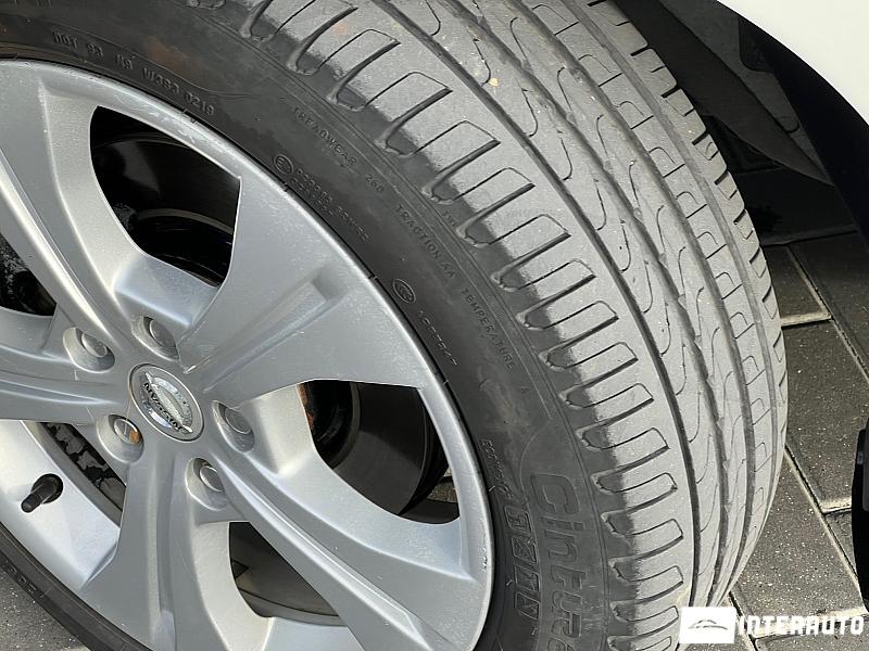 Nissan Leaf 20 nissan leaf 2015