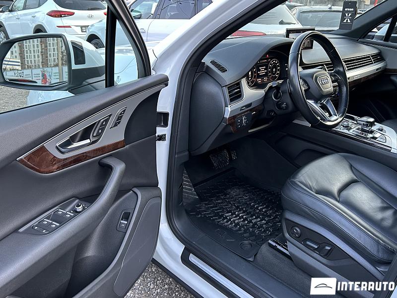 Audi Q7 7 audi q7 2017