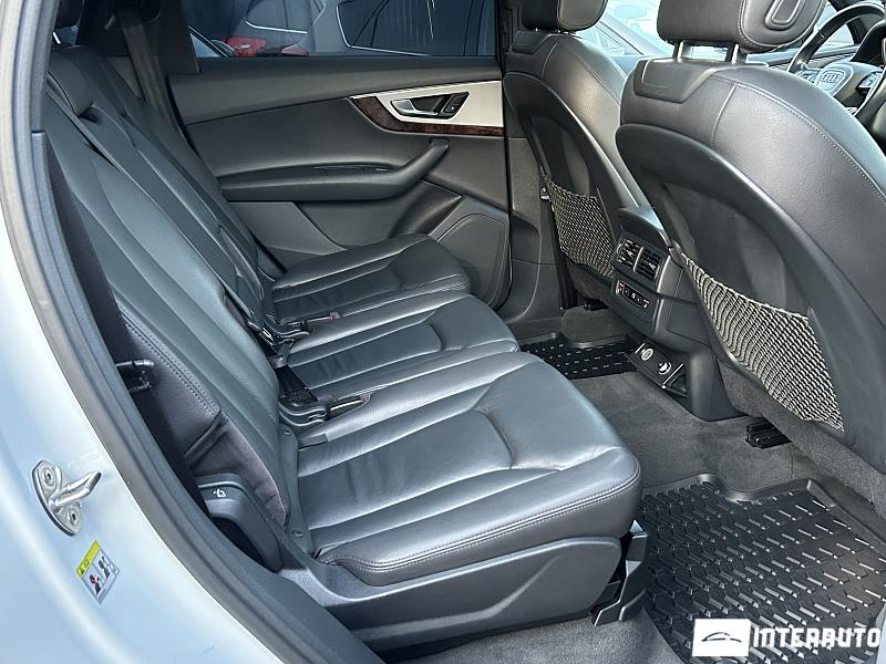 Audi Q7 19 audi q7 2017