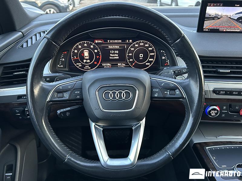 Audi Q7 12 audi q7 2017