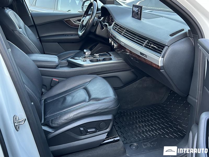 Audi Q7 17 audi q7 2017