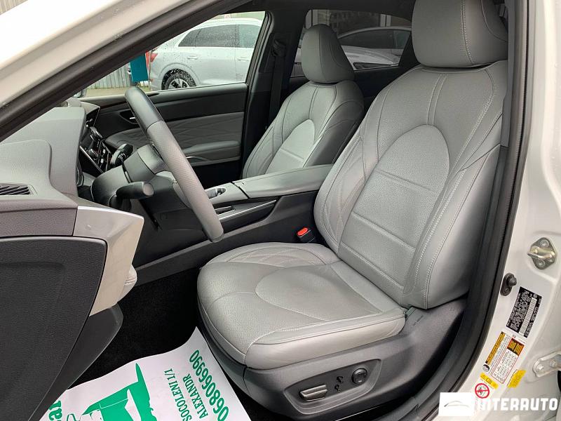 Toyota Avalon 10 toyota avalon 2019