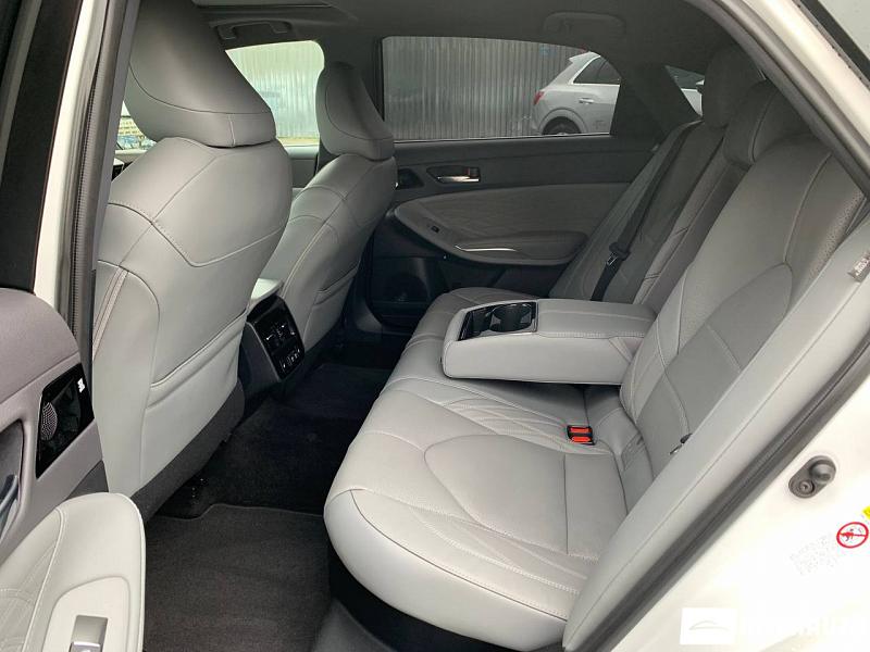 Toyota Avalon 27 toyota avalon 2019