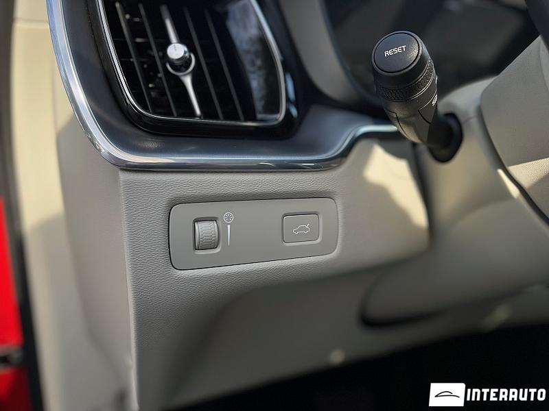 Volvo XC 60 9 volvo xc 60 2020