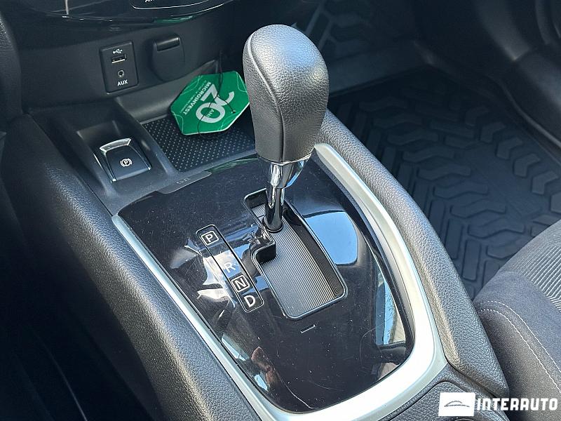 Nissan X-Trail 13 nissan x-trail 2016