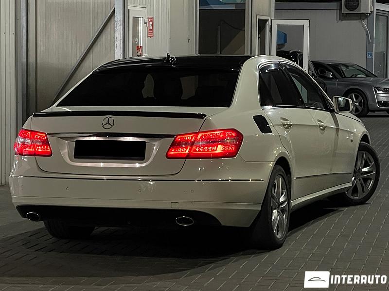 Mercedes E 200 3 mercedes e 200 2011