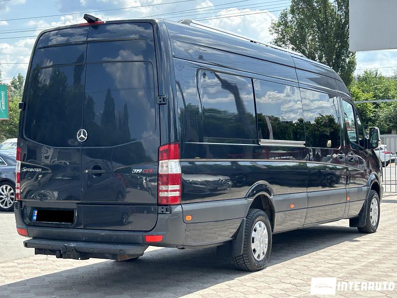 Mercedes Sprinter 3 mercedes sprinter 2011