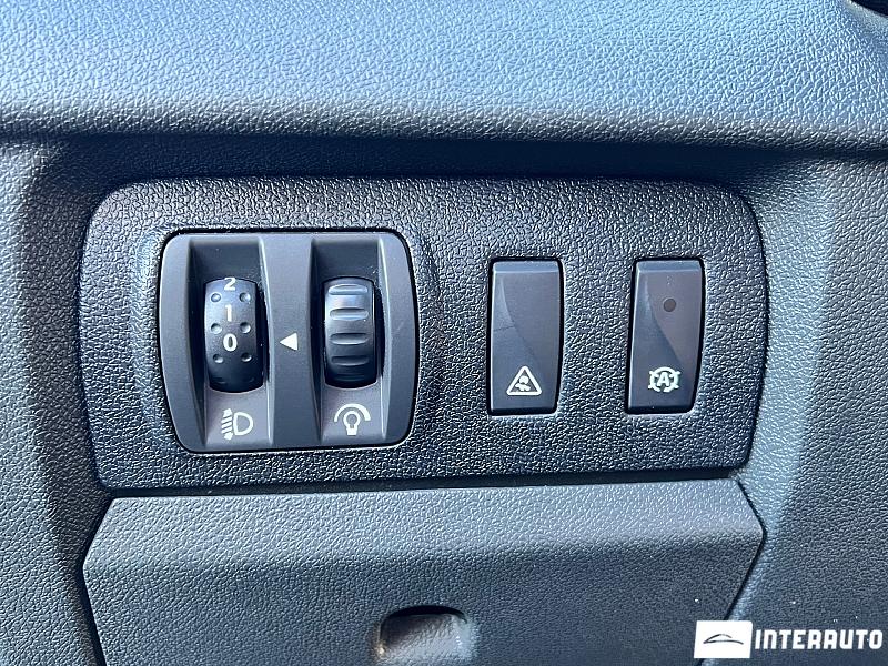 Renault Megane 17 renault megane 2012