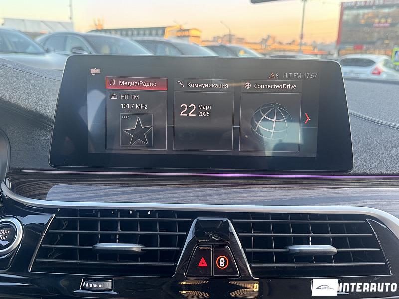 BMW 530e 10 bmw 530e 2019