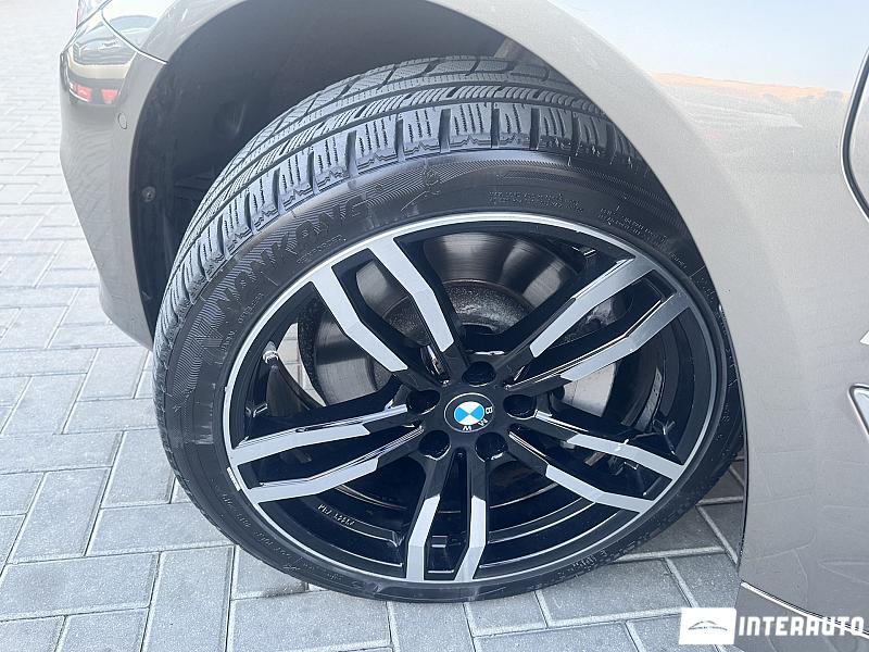 BMW 530e 17 bmw 530e 2019
