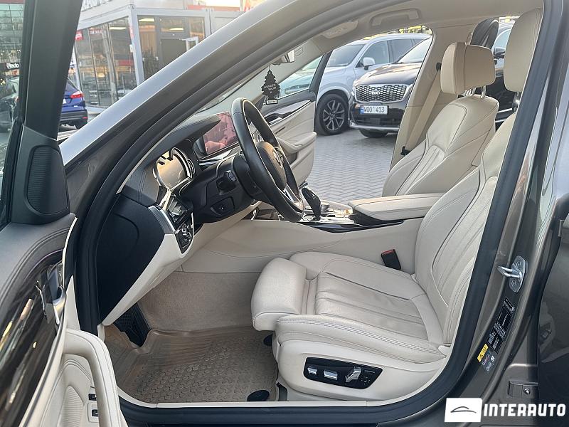 BMW 530e 5 bmw 530e 2019