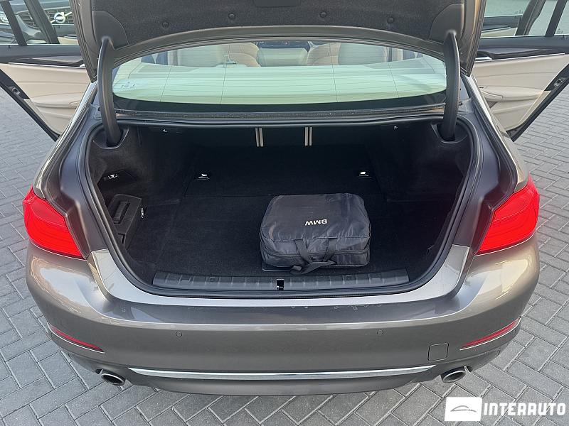 BMW 530e 24 bmw 530e 2019