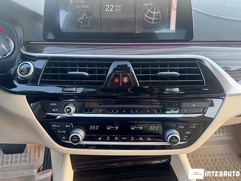 BMW 530e 12 bmw 530e 2019