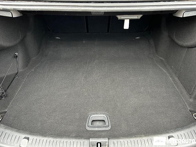 Mercedes E 220 17 mercedes e 220 2021