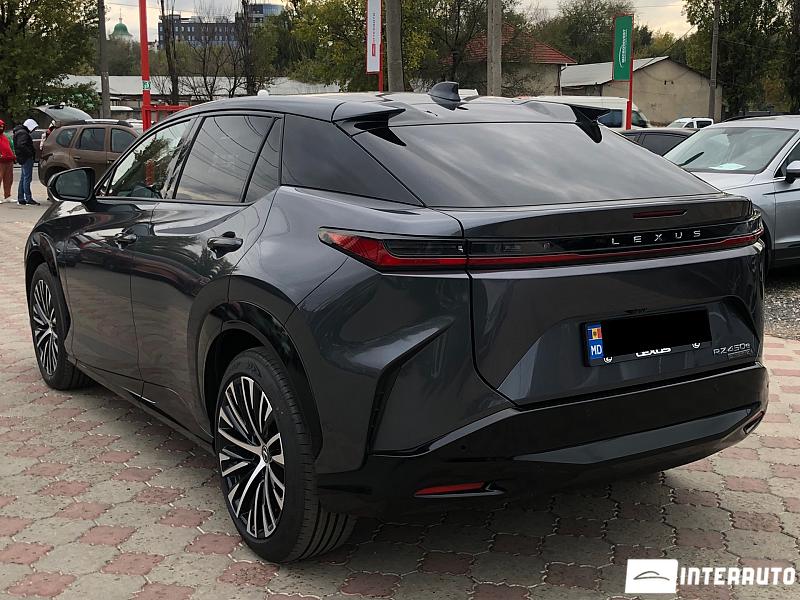 Lexus RZ 450e 2 lexus rz 450e 2023