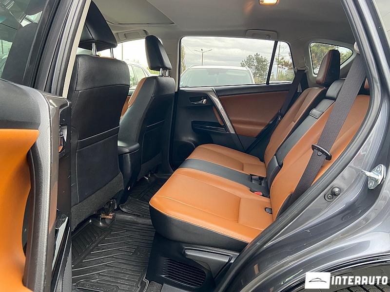 Toyota Rav-4 18 toyota rav-4 2016