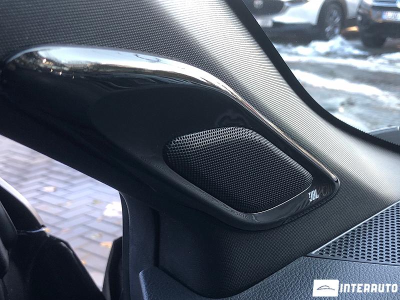 Toyota C-HR 18 toyota c-hr 2019