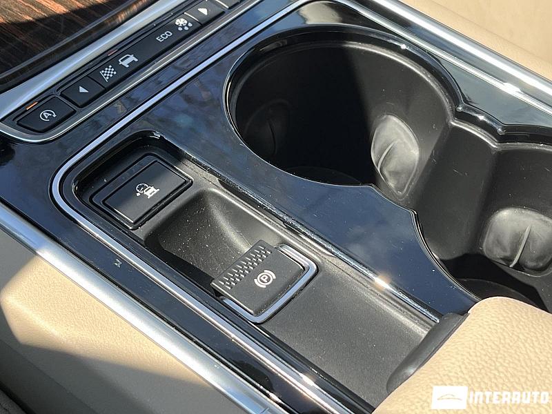 Jaguar XE 15 jaguar xe 2016