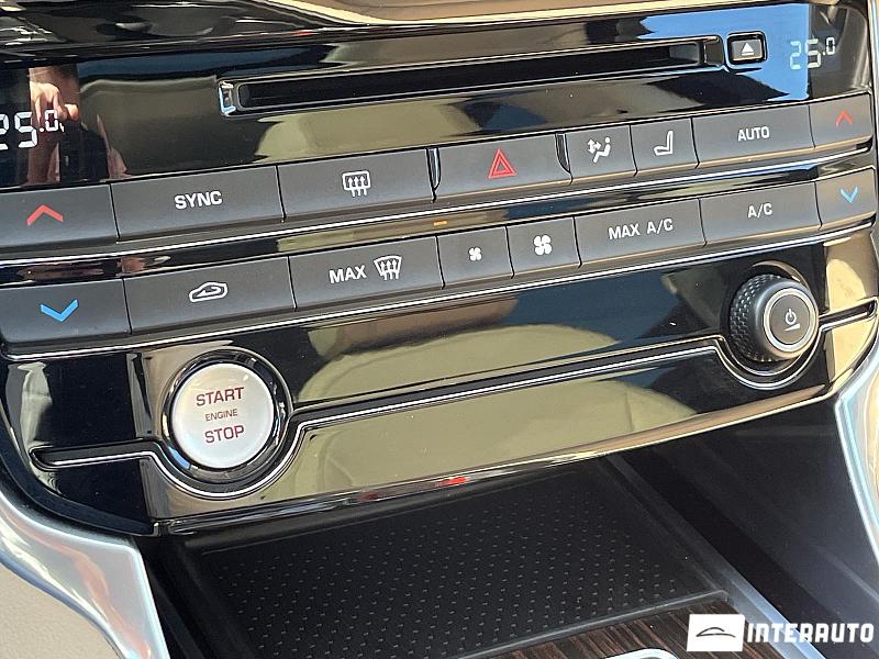 Jaguar XE 14 jaguar xe 2016