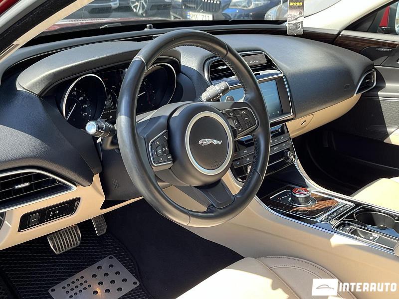 Jaguar XE 10 jaguar xe 2016