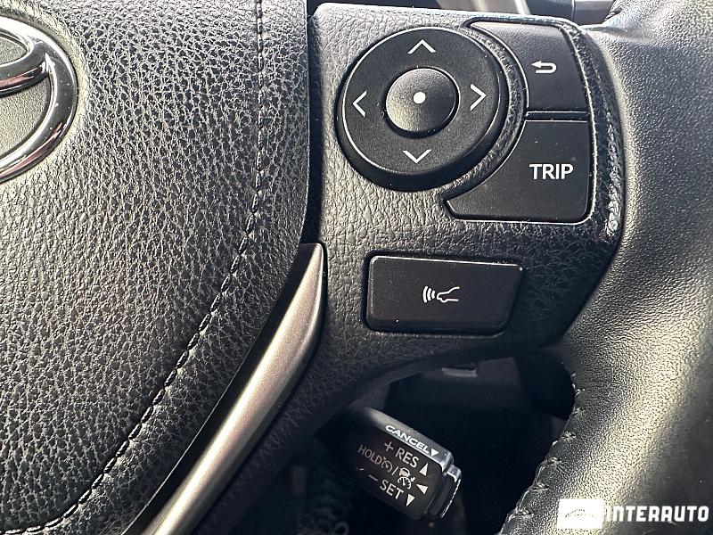 Toyota Rav-4 17 toyota rav-4 2018