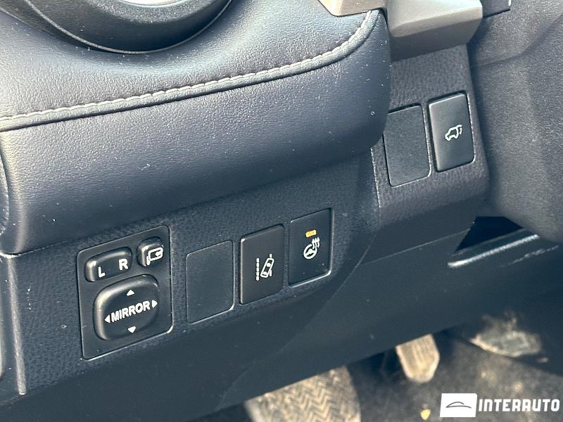 Toyota Rav-4 16 toyota rav-4 2018