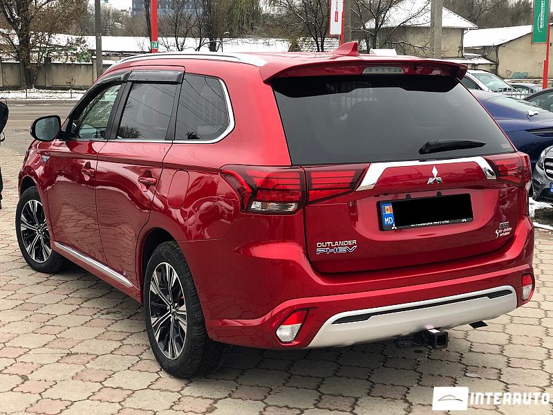 Mitsubishi Outlander 2 mitsubishi outlander 2021