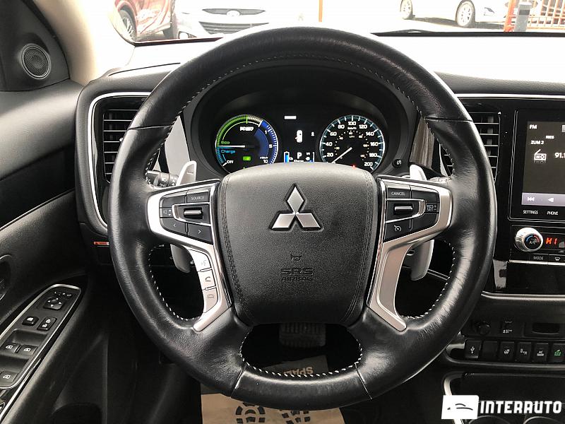 Mitsubishi Outlander 8 mitsubishi outlander 2021