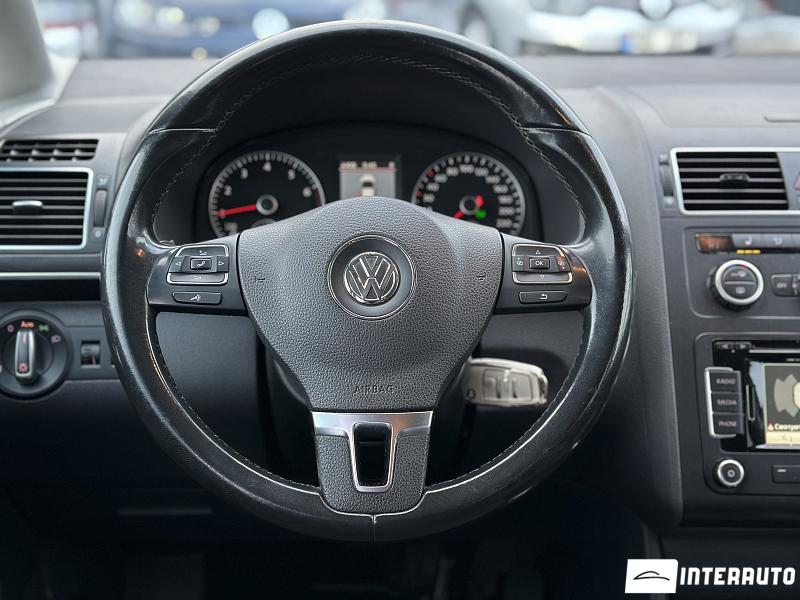 Volkswagen Touran 10 volkswagen touran 2013