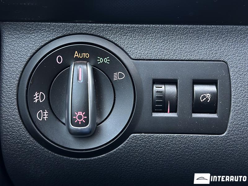 Volkswagen Touran 9 volkswagen touran 2013