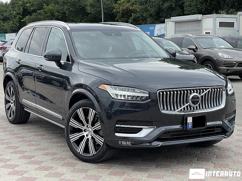 Volvo XC 90 3 volvo xc 90 2021