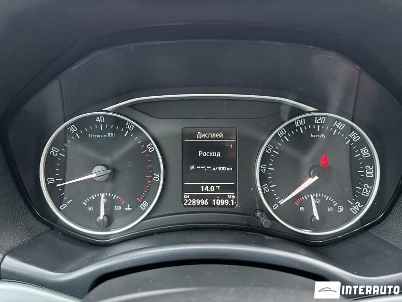 Skoda Octavia 10 skoda octavia 2011