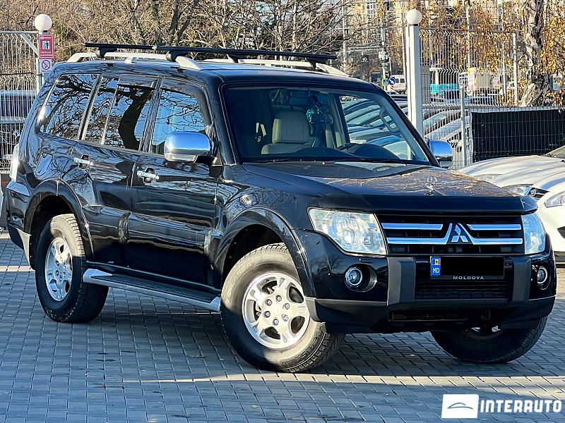 Mitsubishi Pajero 2009