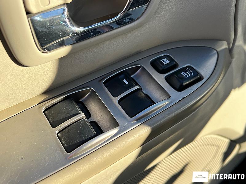 Mitsubishi Pajero 16 mitsubishi pajero 2009