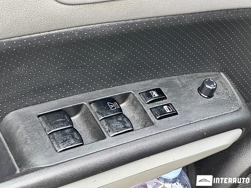 Nissan X-Trail 13 nissan x-trail 2008