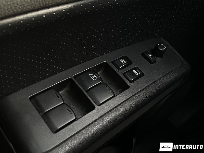 Nissan X-Trail 7 nissan x-trail 2008