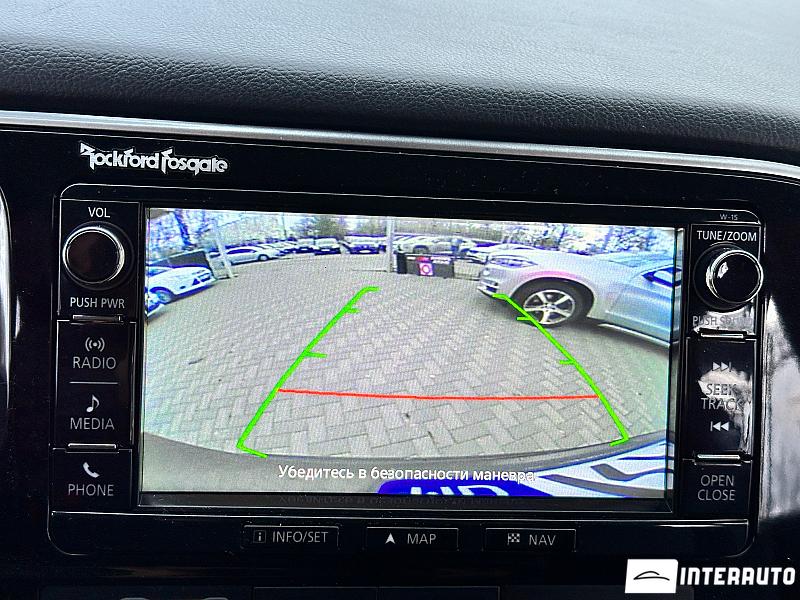 Mitsubishi Outlander 12 mitsubishi outlander 2015