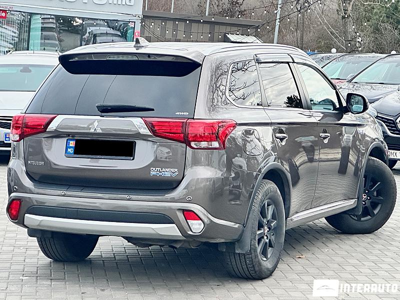 Mitsubishi Outlander 4 mitsubishi outlander 2015