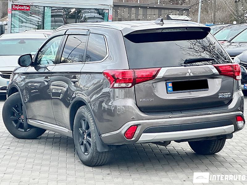 Mitsubishi Outlander 2 mitsubishi outlander 2015