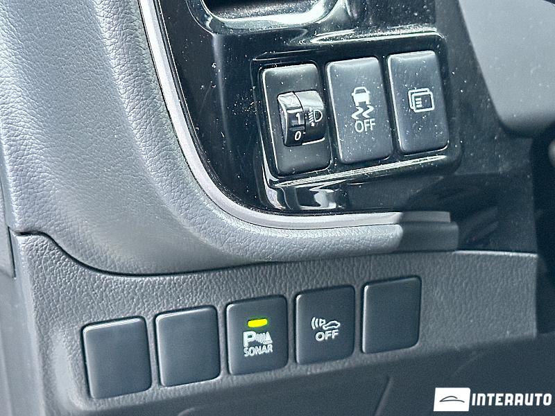 Mitsubishi Outlander 17 mitsubishi outlander 2015