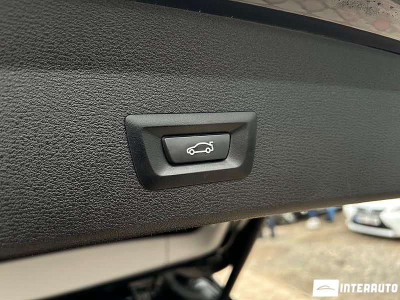 BMW X1 1.6D 17 bmw x1 1.6d 2019