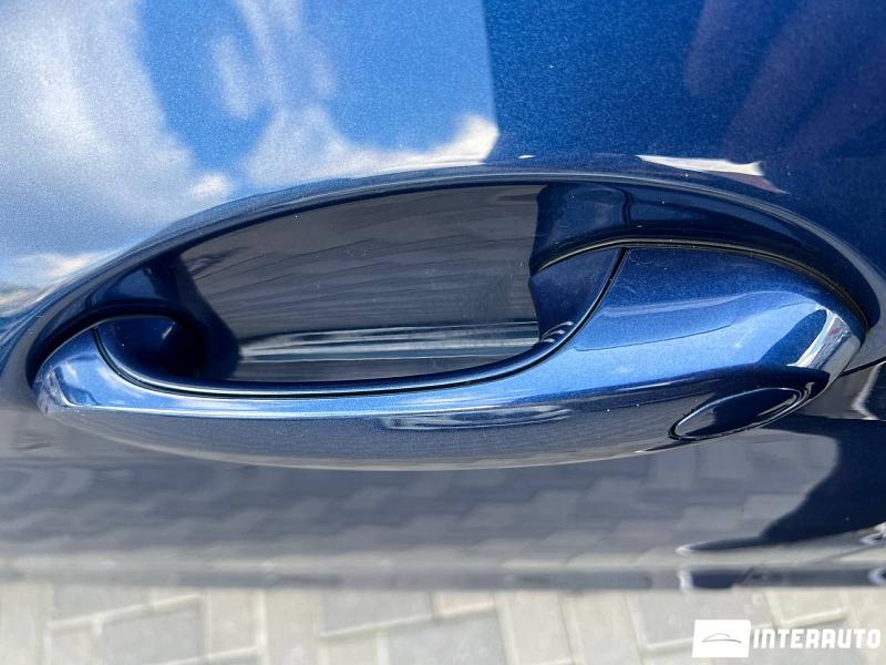 BMW X4 2.0D 5 bmw x4 2.0d 2019