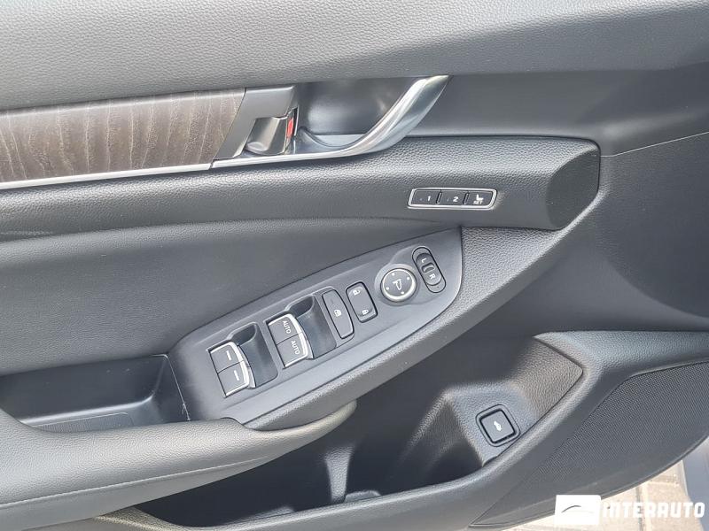 Honda Accord 16 honda accord 2021