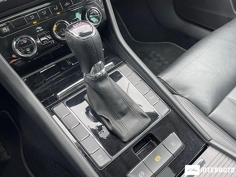 Skoda Superb 12 skoda superb 2018