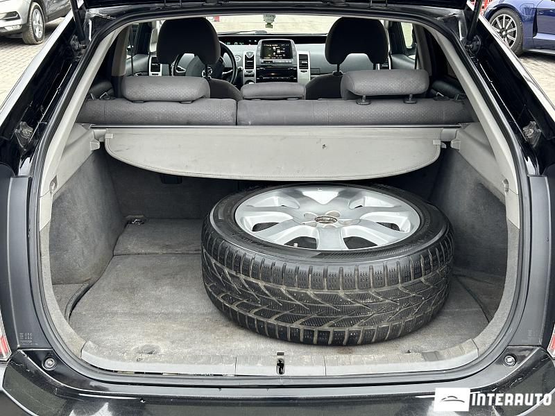 Toyota Prius 14 toyota prius 2006