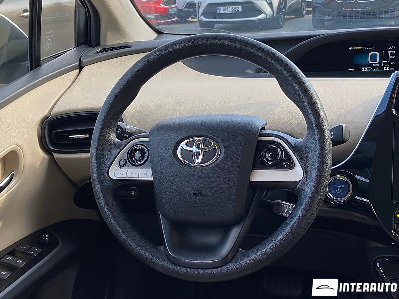 Toyota Prius 8 toyota prius 2016