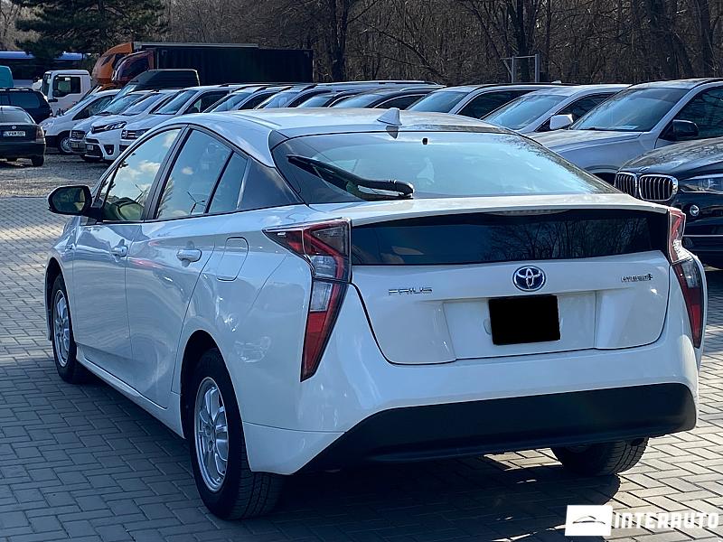 Toyota Prius 4 toyota prius 2016