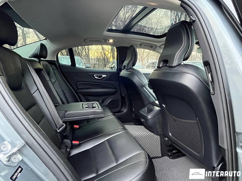 Volvo S 60 8 volvo s 60 2020